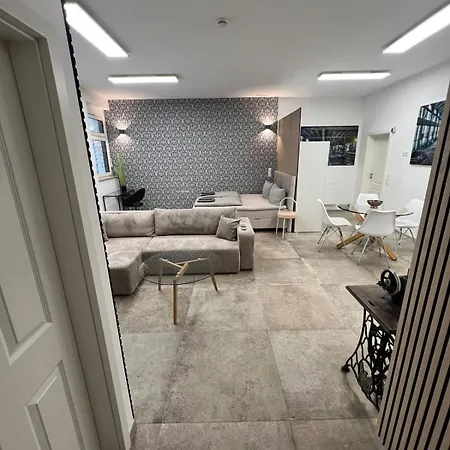 To&to Апартаменты *